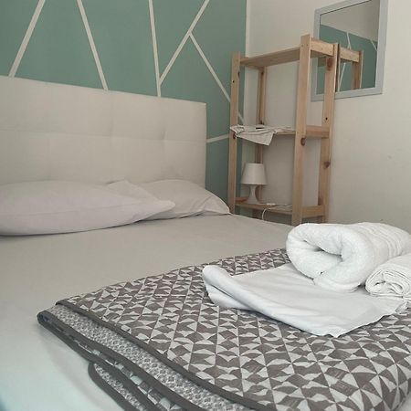 Dama Hostelbb Napoli Exterior foto