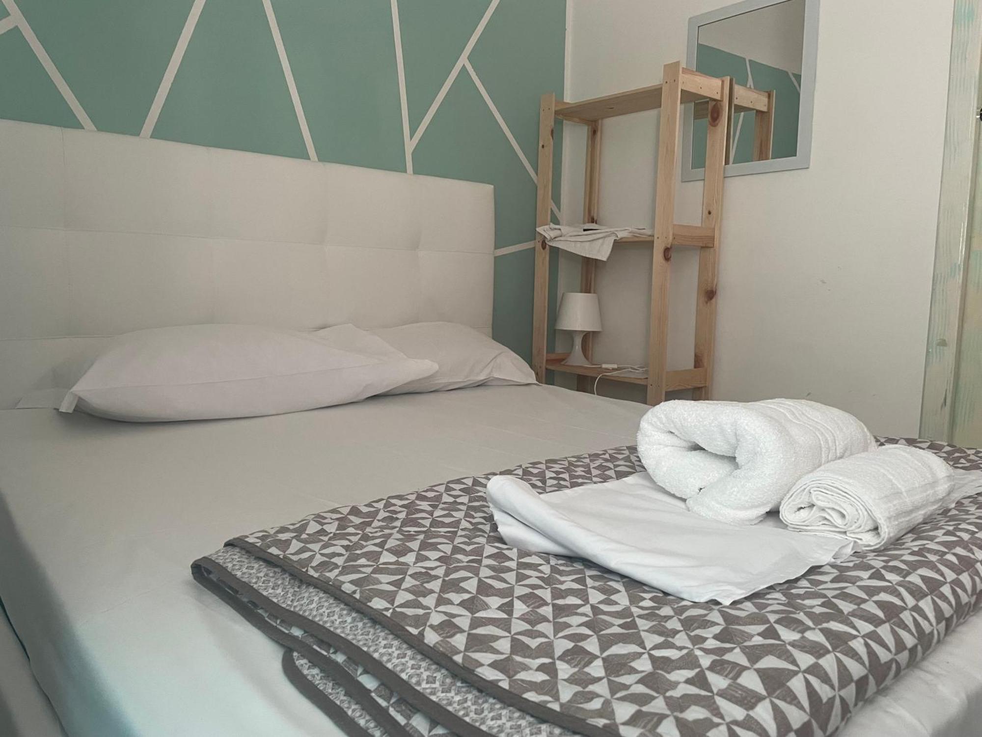 Dama Hostelbb Napoli Exterior foto